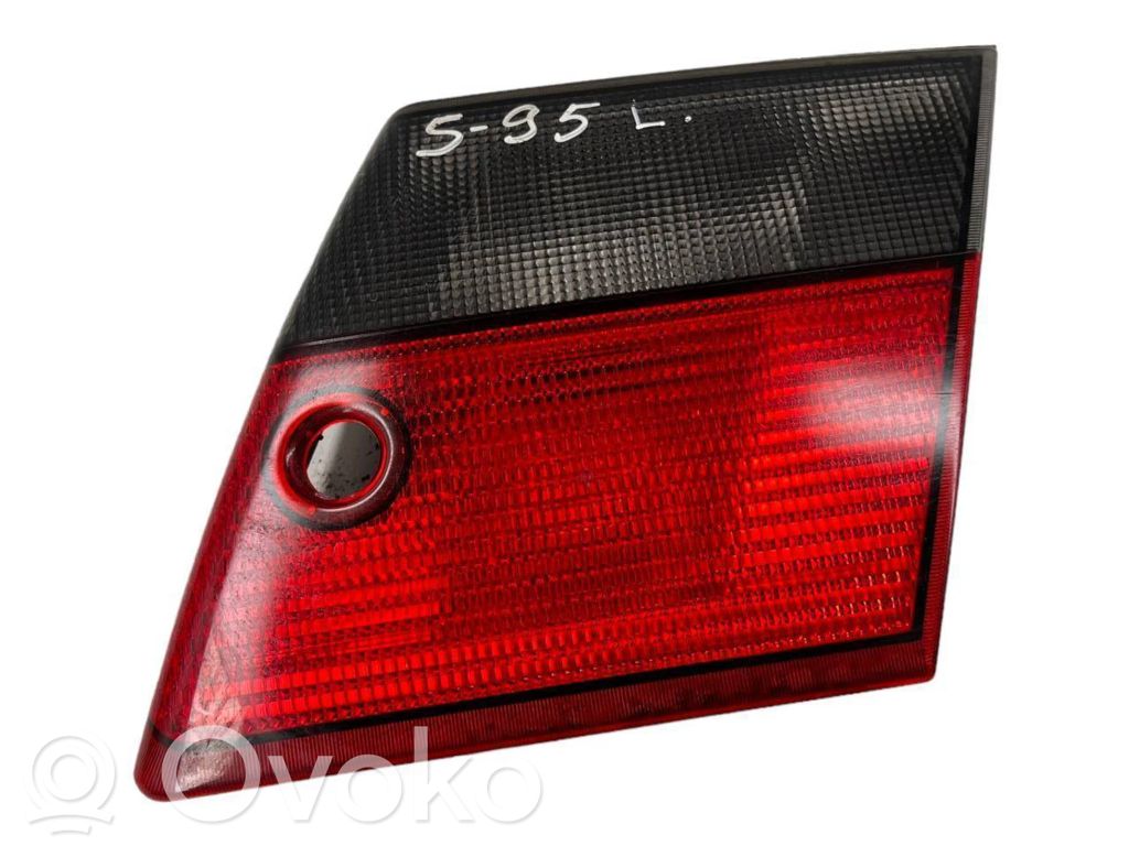 Saab 9-5 Takaluukun takavalot 