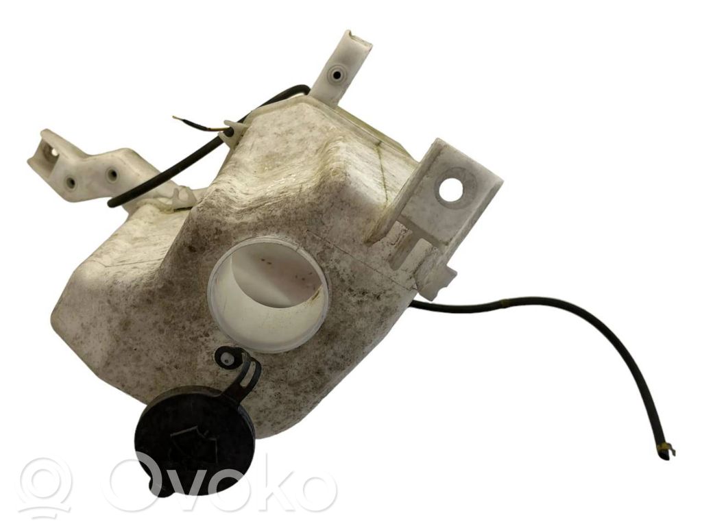 Nissan NV200 Windshield washer fluid reservoir/tank 