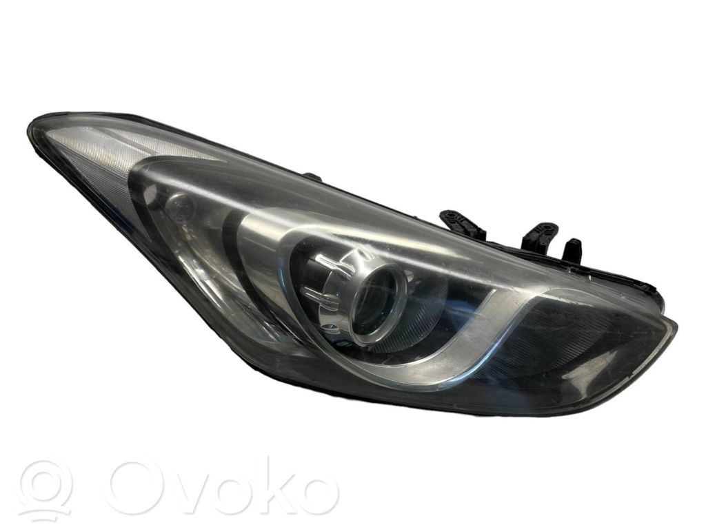 Hyundai i30 Headlight/headlamp 