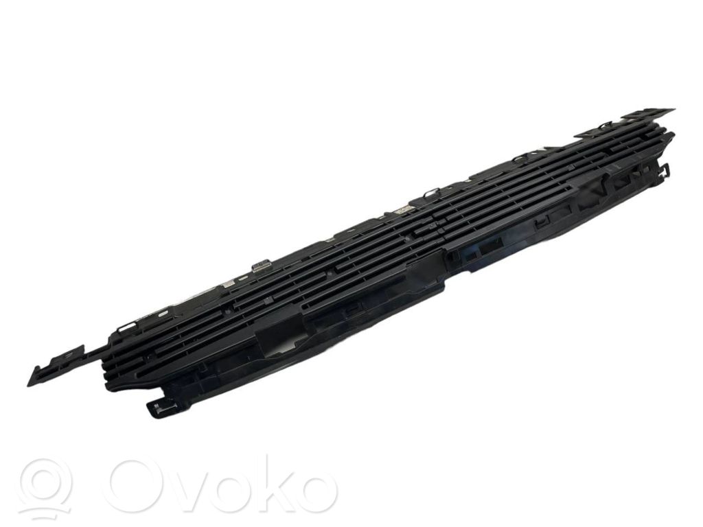 Polestar 2 Grille inférieure de pare-chocs avant 
