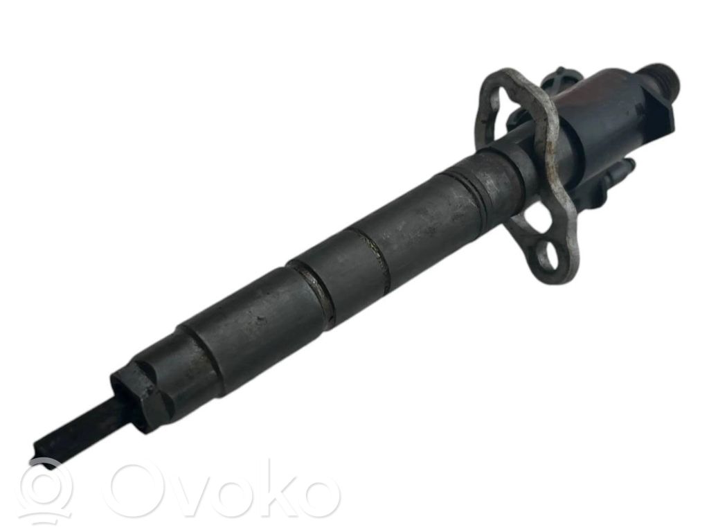 Inyector de combustible   31303238,0445116046