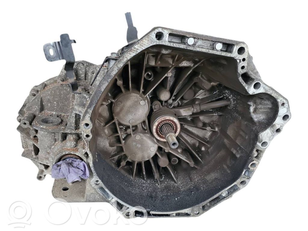 Renault Trafic III (X82) Manualna 6-biegowa skrzynia biegów 