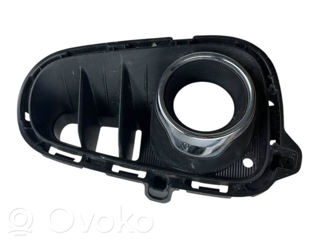 KIA Rio Grille antibrouillard avant 