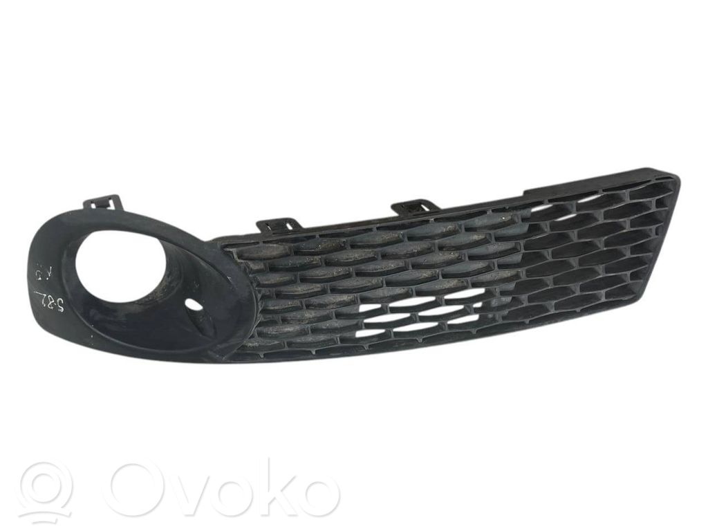 Saab 9-5 Front fog light trim/grill 