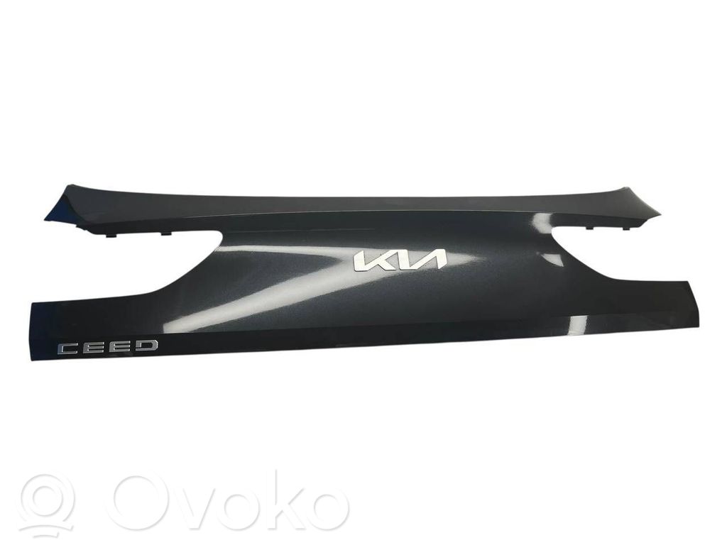 KIA Ceed Tailgate trim 