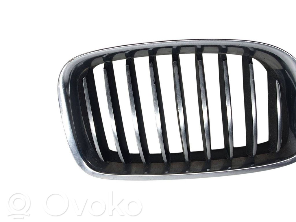 BMW 5 GT F07 Maskownica / Grill / Atrapa górna chłodnicy 