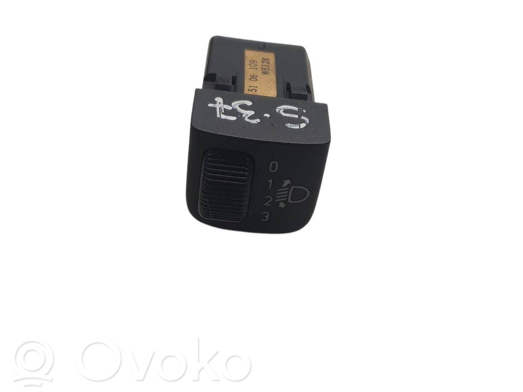 Saab 9-5 Comutator control nivel faruri 