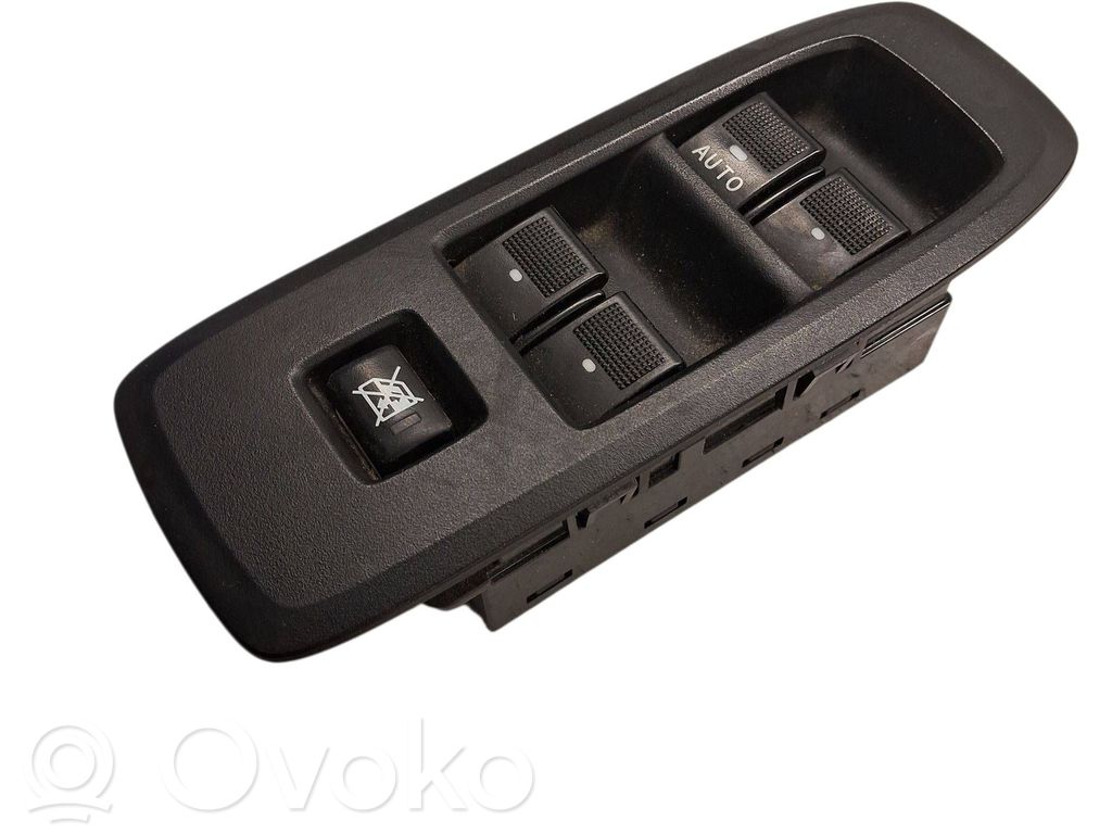 Ford Ranger Przyciski szyb 