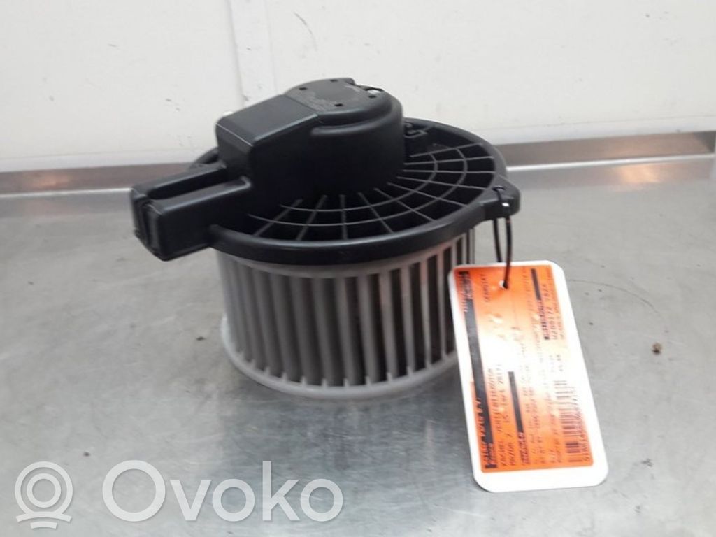 Mazda 2 Mazā radiatora ventilators 