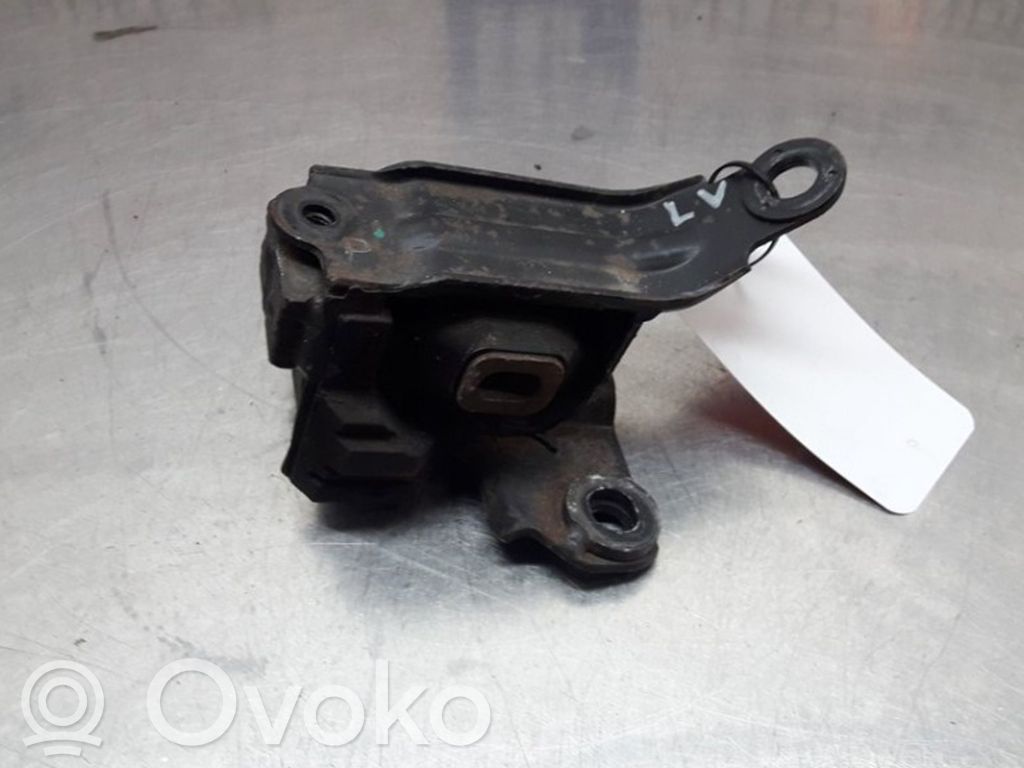 Mazda 2 Engine mount bracket 