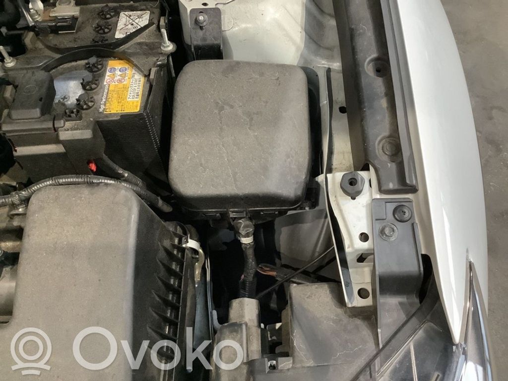 Mazda CX-3 Juego de caja de fusibles 