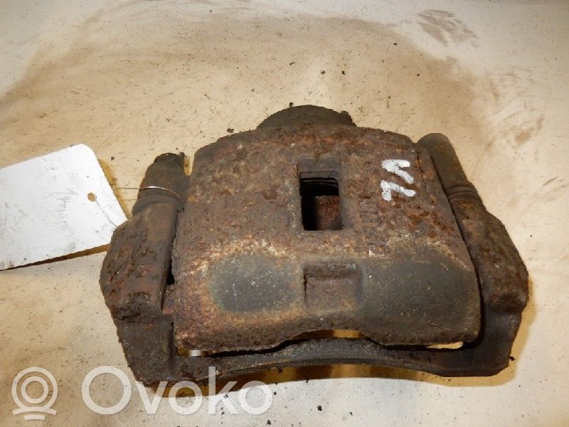 Caliper de freno delantero