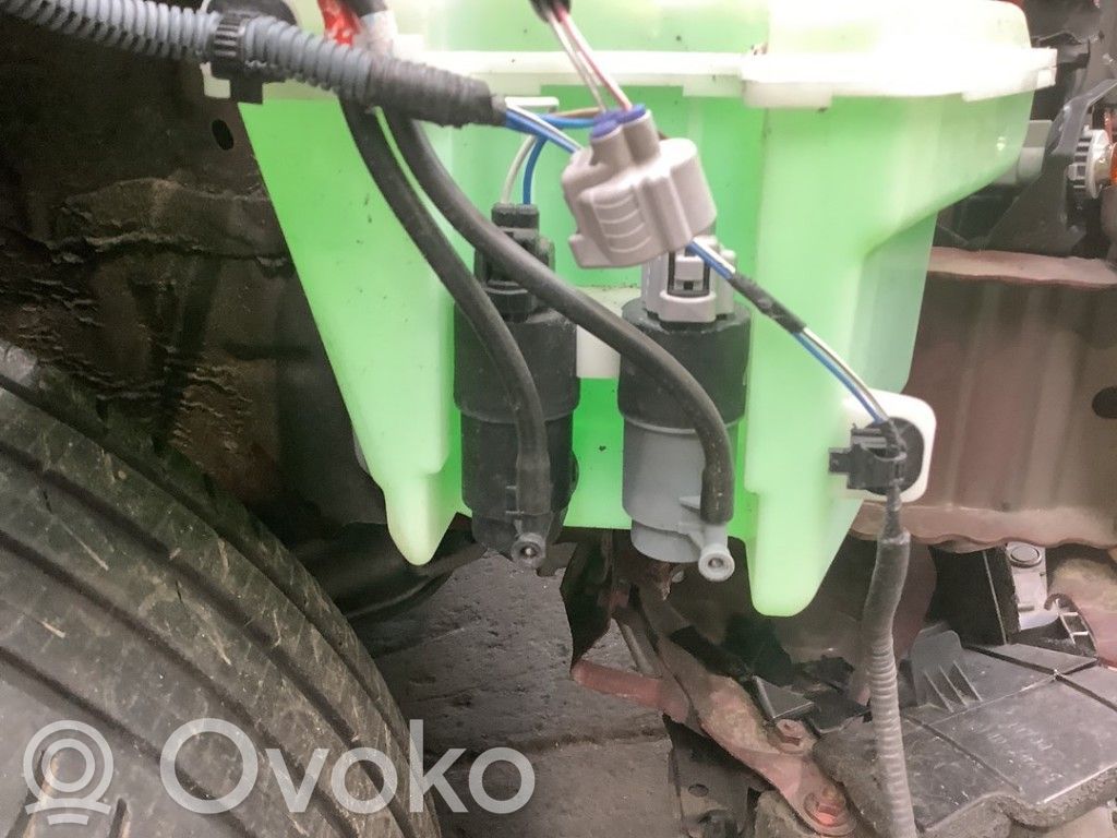 Toyota Yaris Logu mazgātāja sūknis 