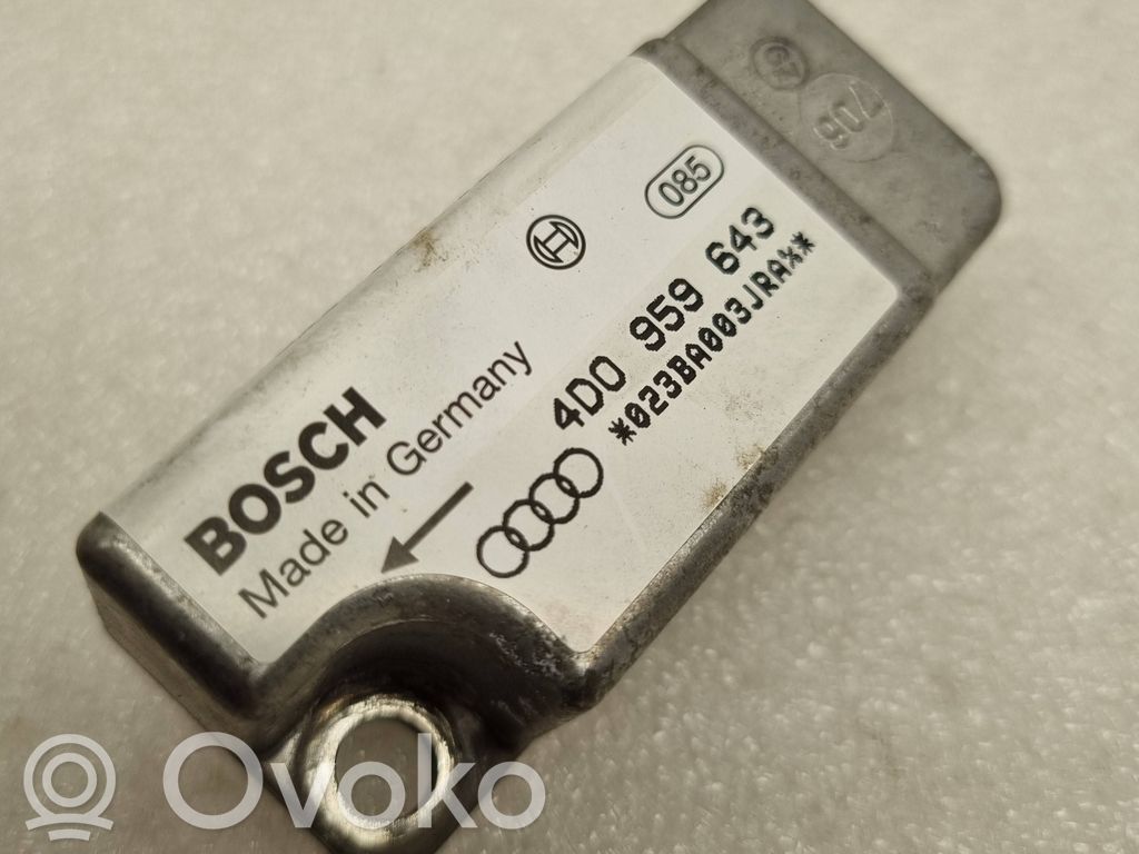 Audi A8 S8 D2 4D Airbag deployment crash/impact sensor 