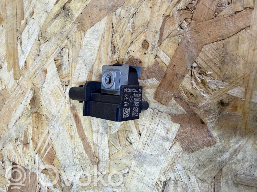 BMW 5 F10 F11 Sensore d’urto/d'impatto apertura airbag 
