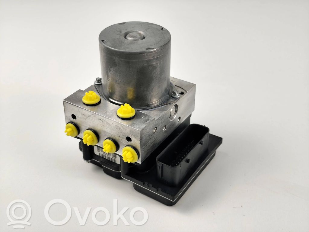BMW X3 E83 ABS Pump 