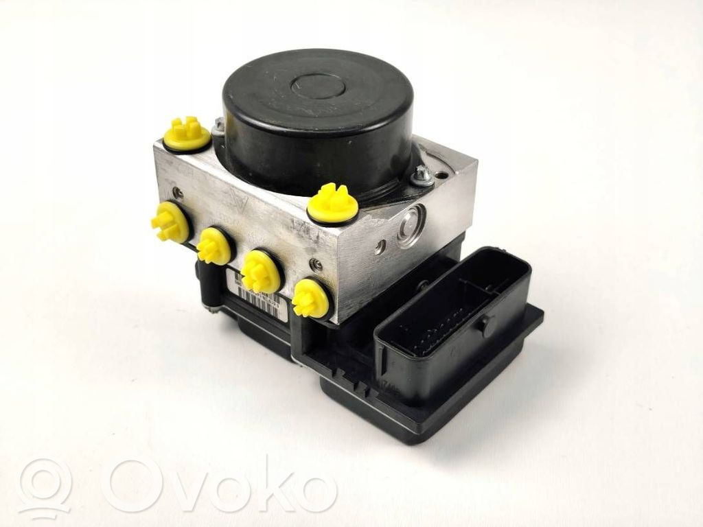 Skoda Fabia Mk2 (5J) ABS Pump 