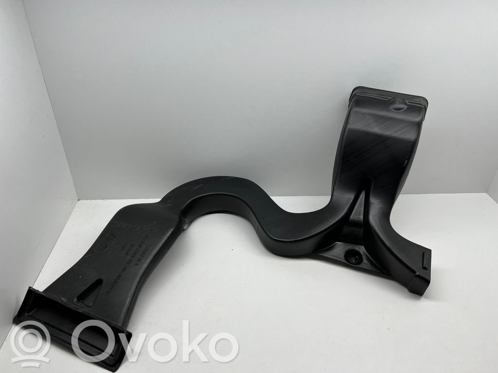 Tesla Model Y Ohjaamon sisäilman ilmakanava 
