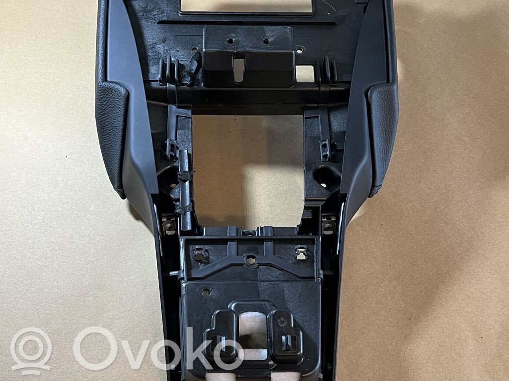 Porsche Cayenne (92A) Other center console (tunnel) element 