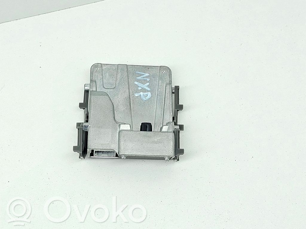 Lexus NX Windshield/windscreen camera 