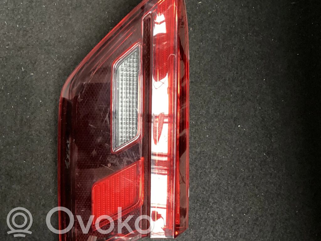 Volkswagen Tiguan Lampă spate în caroserie 
