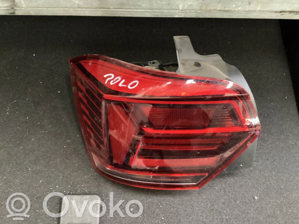 Volkswagen Polo VI Lampa tylna 