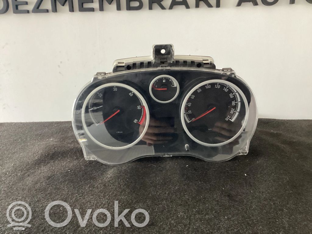 Opel Corsa D Speedometer (instrument cluster) 