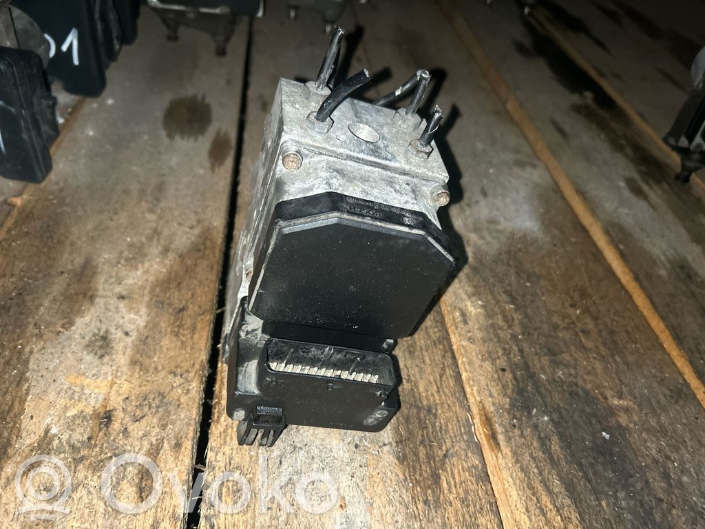 Iveco Daily 3rd gen Bomba de ABS 