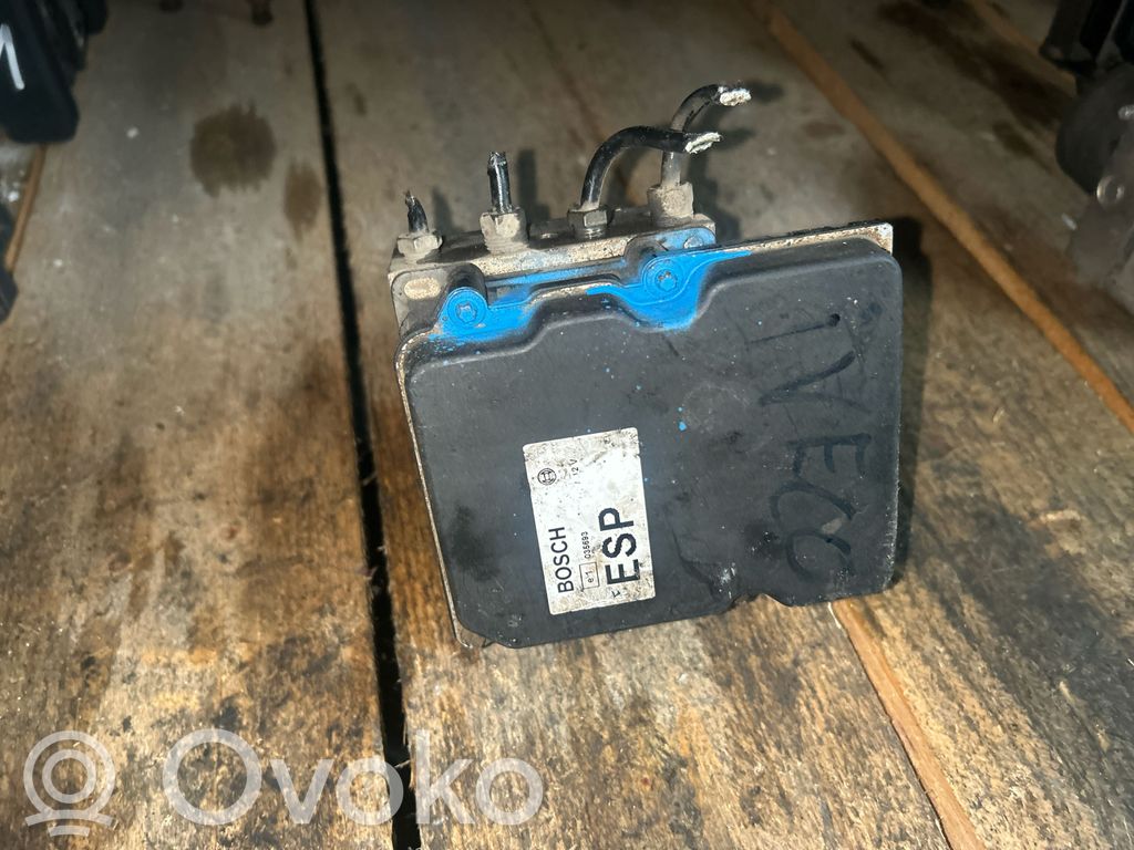 Iveco Daily 35.8 - 9 Bomba de ABS 
