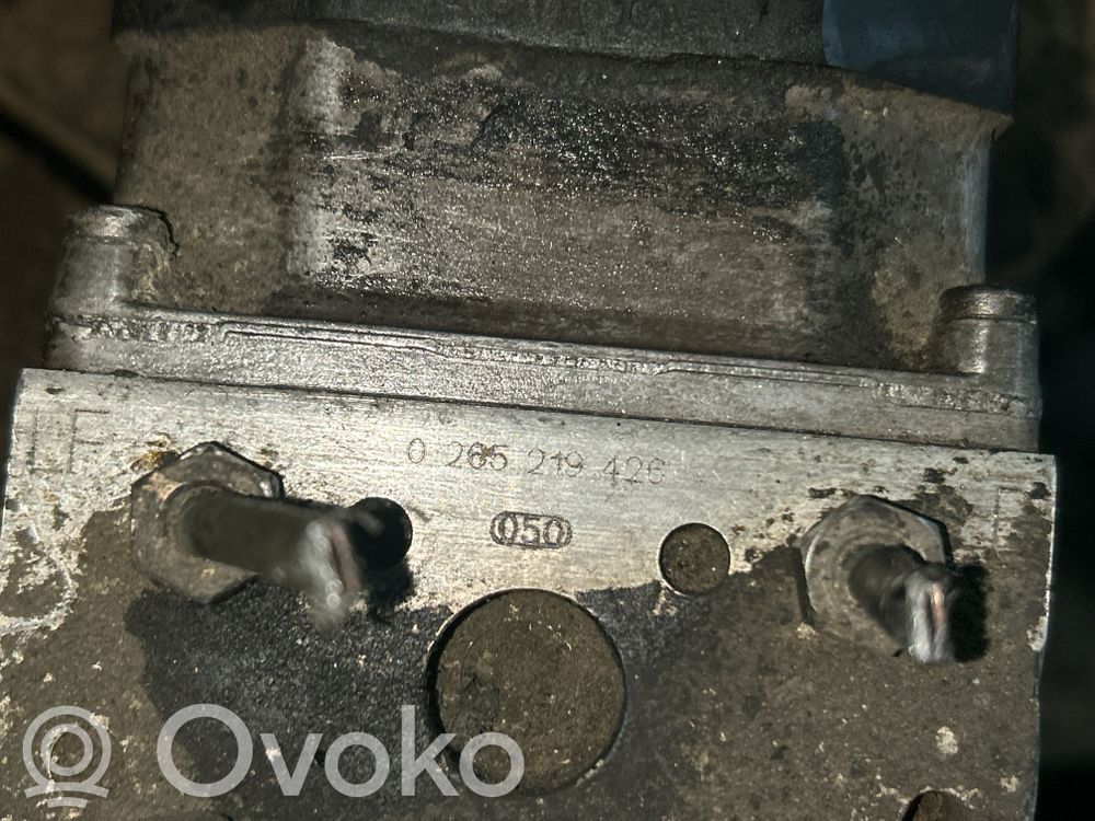 Iveco Daily 3rd gen Bomba de ABS 