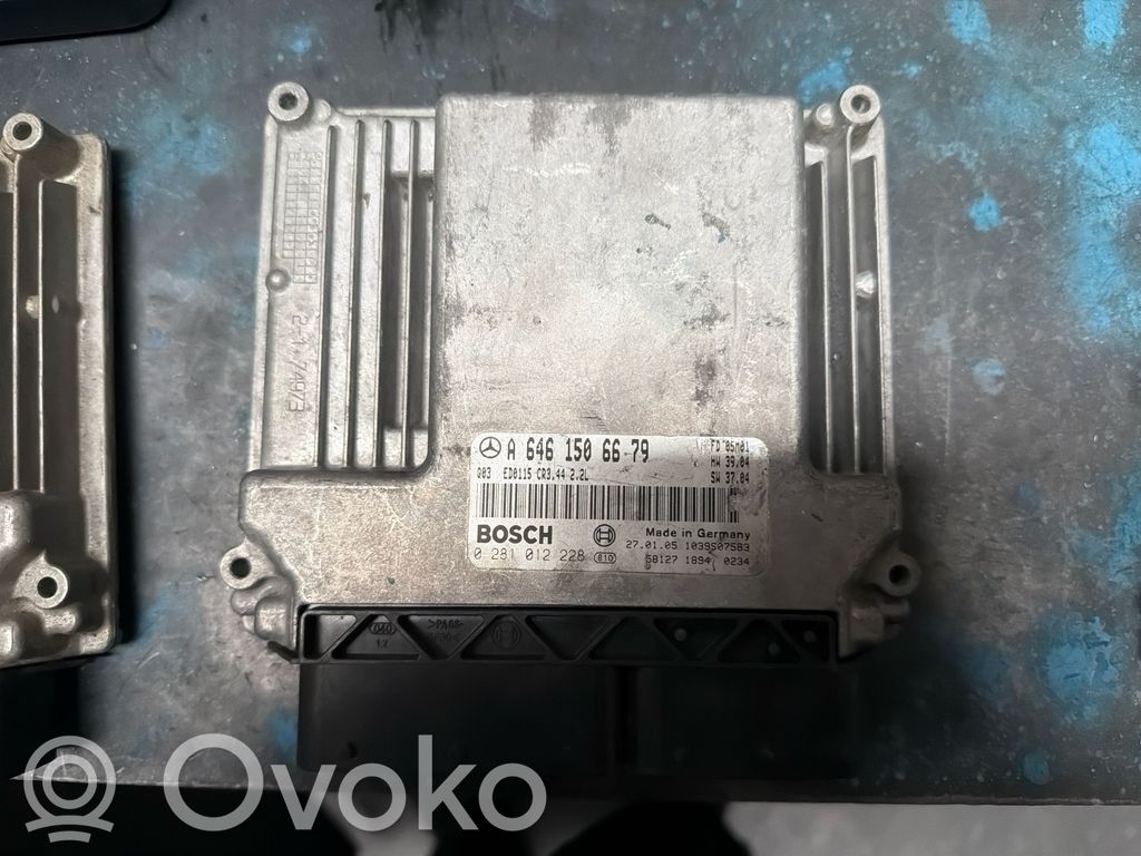 Mercedes-Benz C W203 Engine control unit/module 
