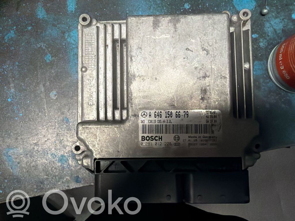 Mercedes-Benz C W203 Engine control unit/module 
