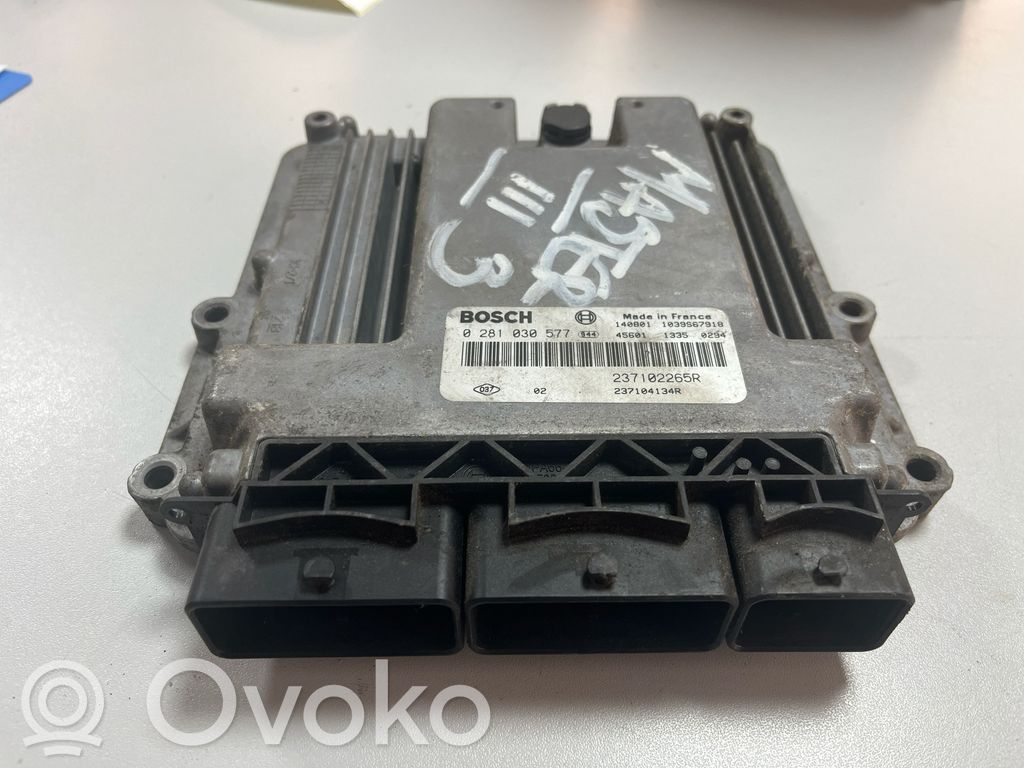 Renault Master III Engine control unit/module 