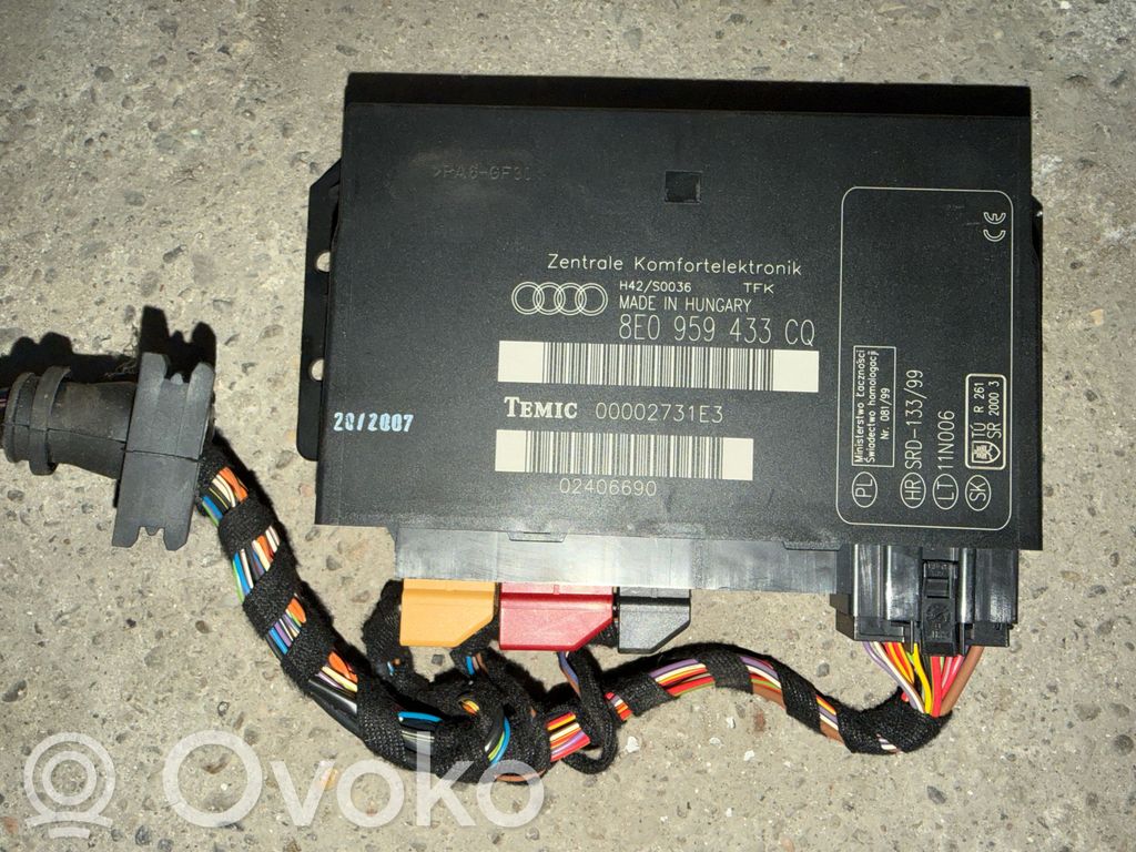 Audi A4 S4 B7 8E 8H Komforto modulis 