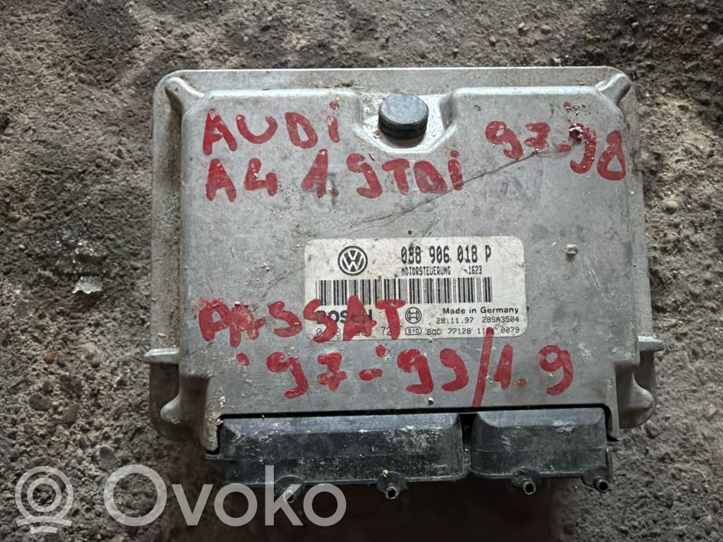 Volkswagen Golf IV Engine control unit/module 