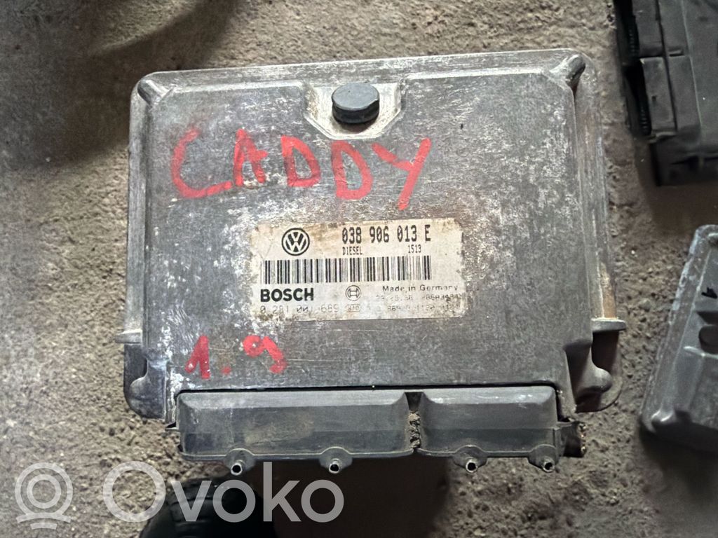 Volkswagen Golf IV Engine control unit/module 
