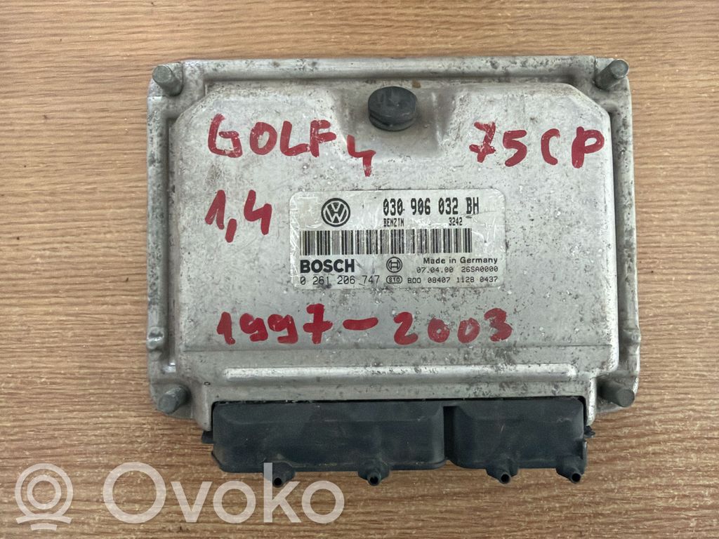 Engine control unit/module   26SA0000,0261206747,030906032BH