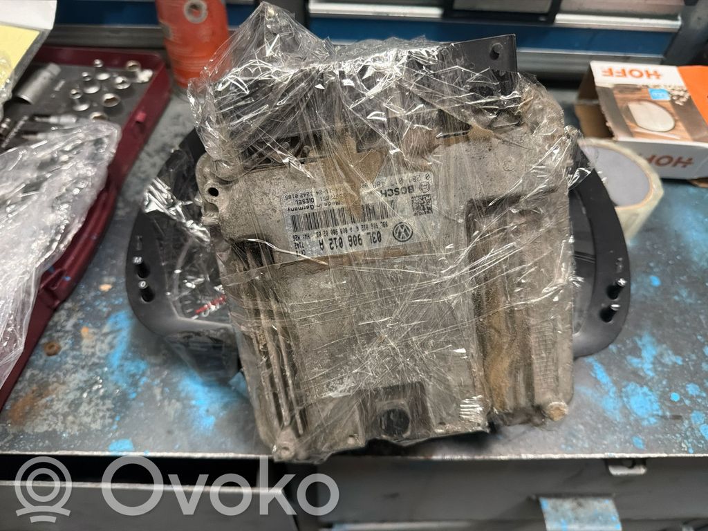 Engine control unit/module   03L906012A,0281017488