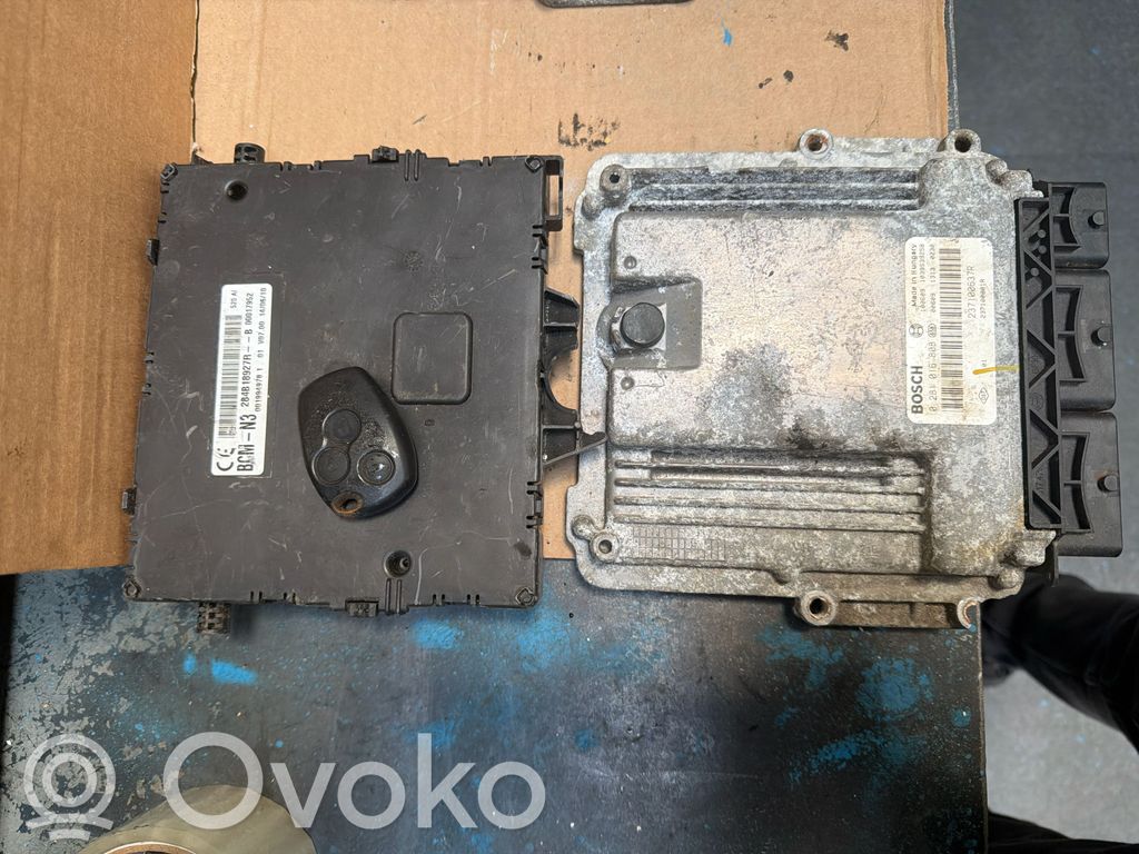 Renault Master III Juego de cerradura y set ECU del motor 