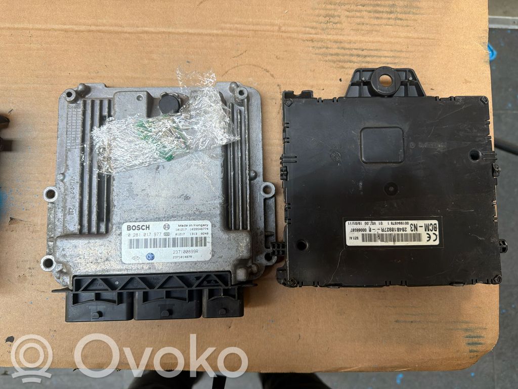 Renault Master III Kit centralina motore ECU e serratura 