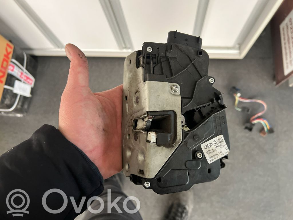 Ford Transit Zamek drzwi tylnych 