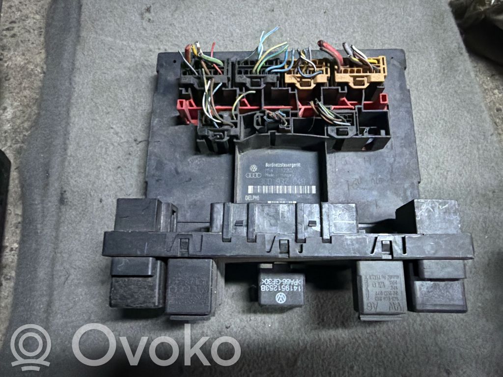 Volkswagen PASSAT B6 Mukavuusmoduuli 