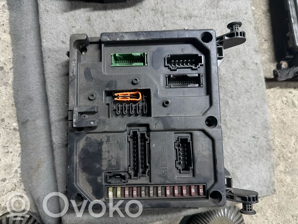 Volkswagen Sharan Fuse module 