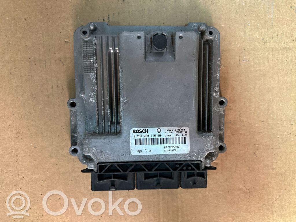 Renault Master III Engine control unit/module 
