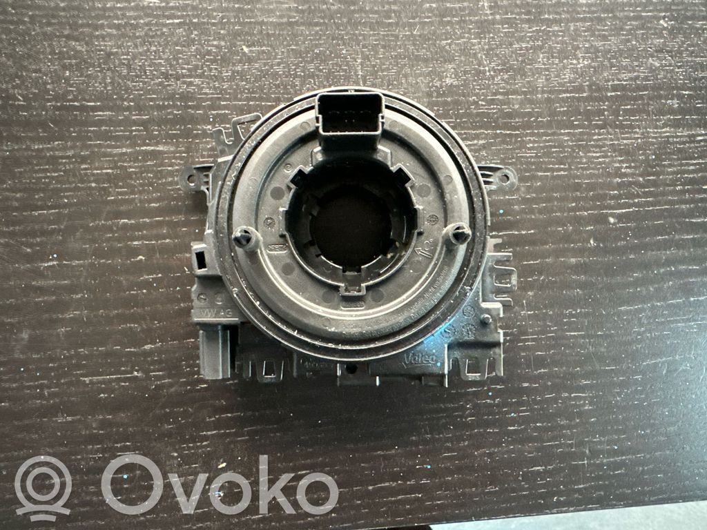 Volkswagen PASSAT B8 Muelle espiral del airbag (Anillo SRS) 