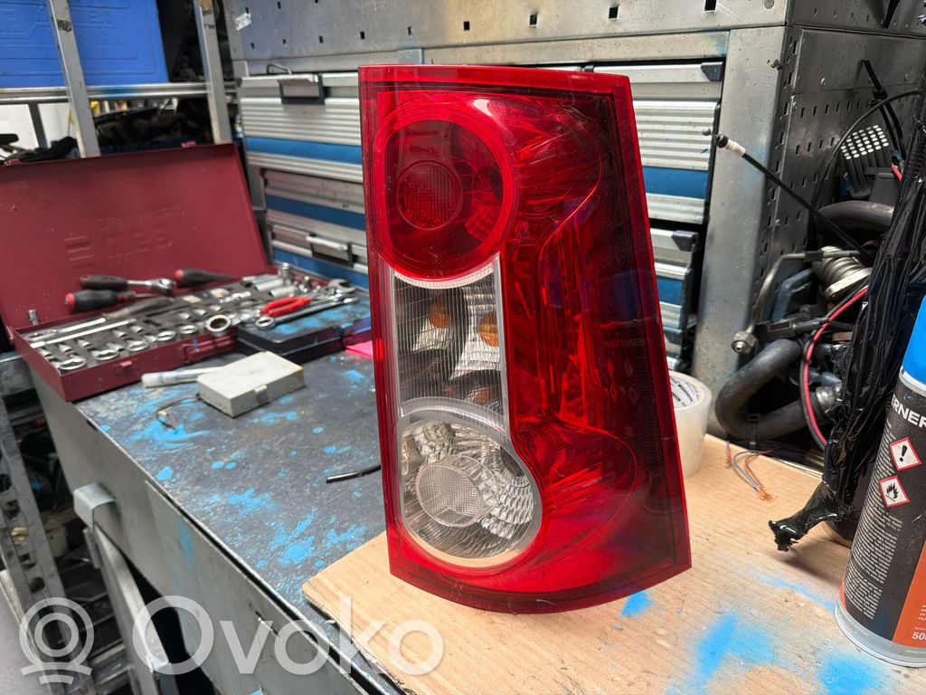 Dacia Logan I Lampa tylna 