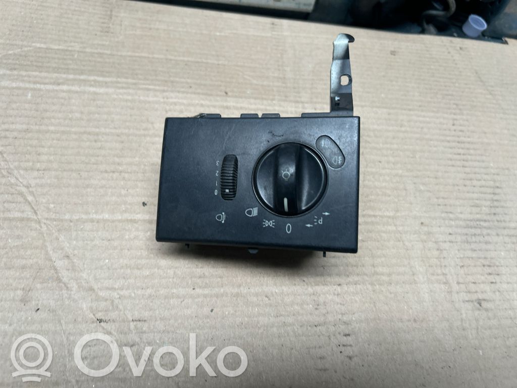 Mercedes-Benz Vito Viano W639 Przełącznik świateł 