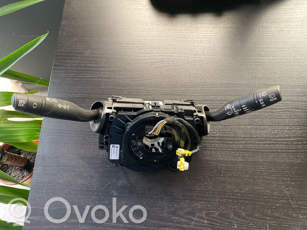 Opel Crossland X Interruptores/botones de la columna de dirección 