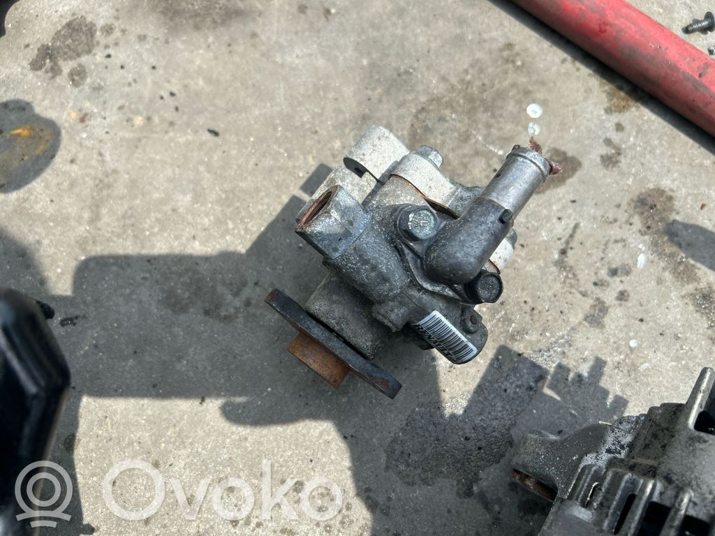 Renault Master III Power steering pump 
