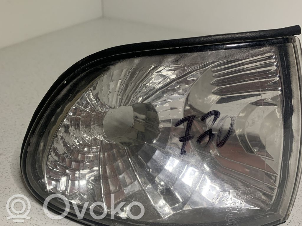 BMW 7 E38 Front indicator light 